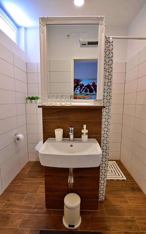 Apartmani Zagi ラコヴィツァ エクステリア 写真