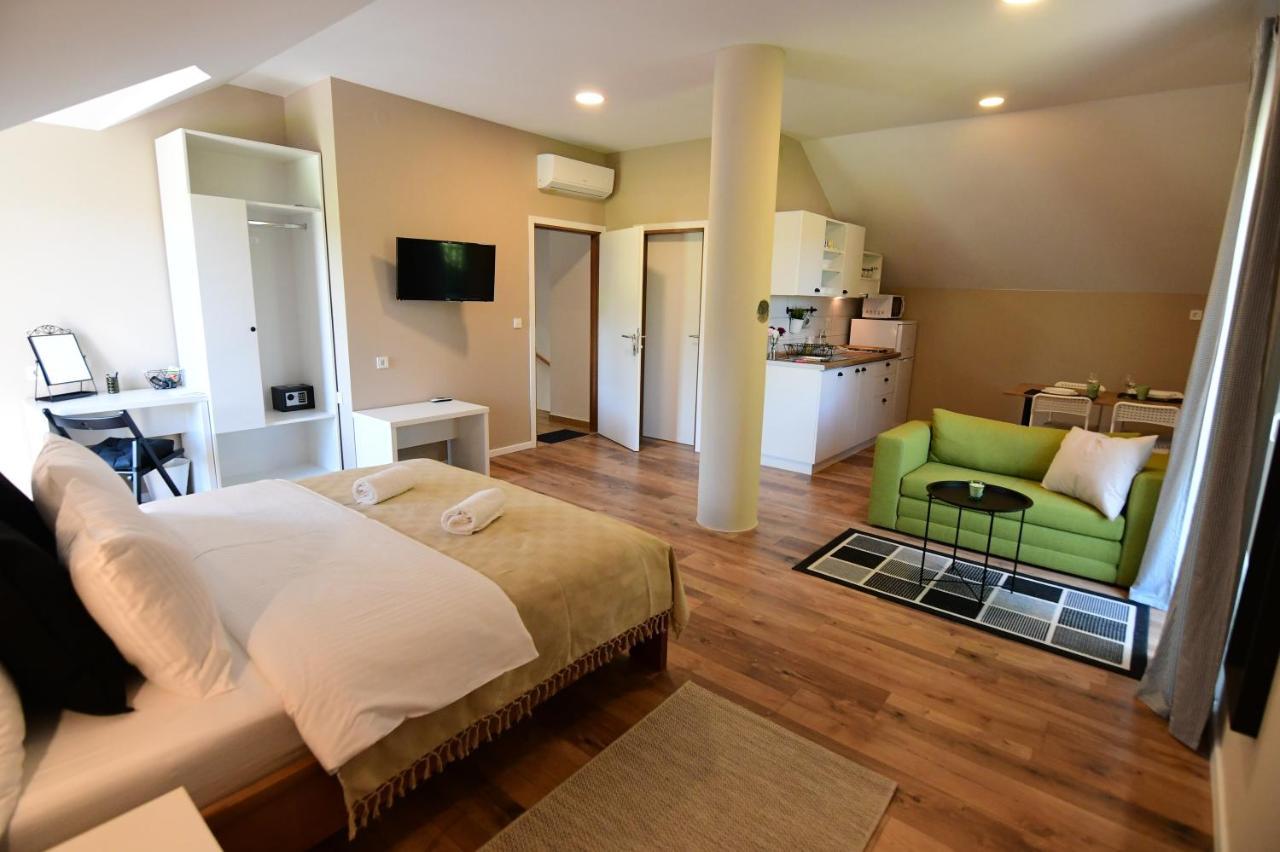 Apartmani Zagi ラコヴィツァ エクステリア 写真