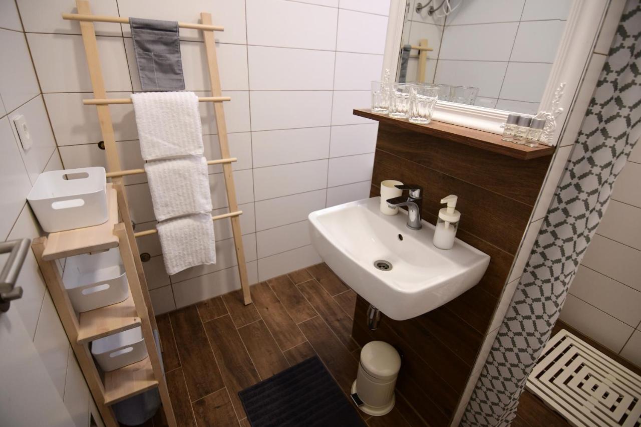 Apartmani Zagi ラコヴィツァ エクステリア 写真