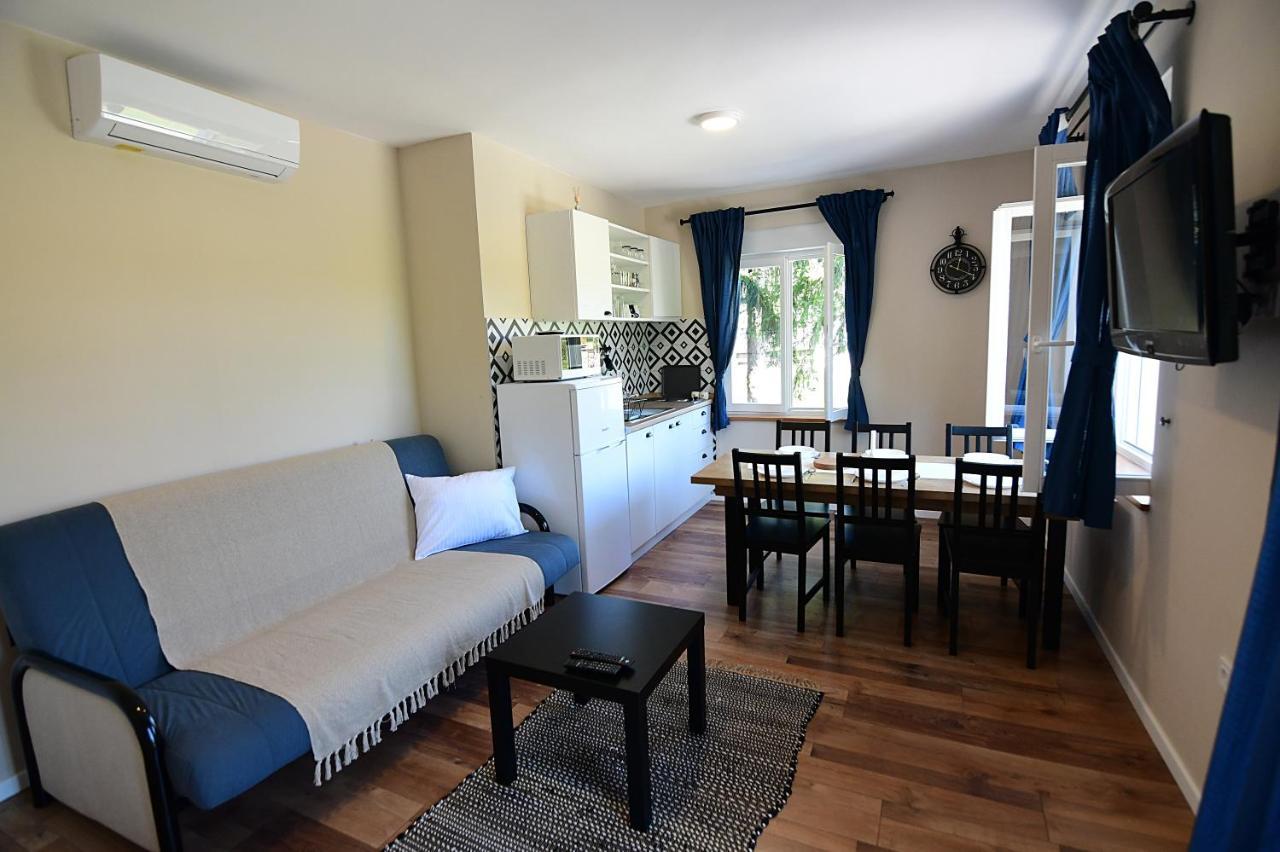 Apartmani Zagi ラコヴィツァ エクステリア 写真